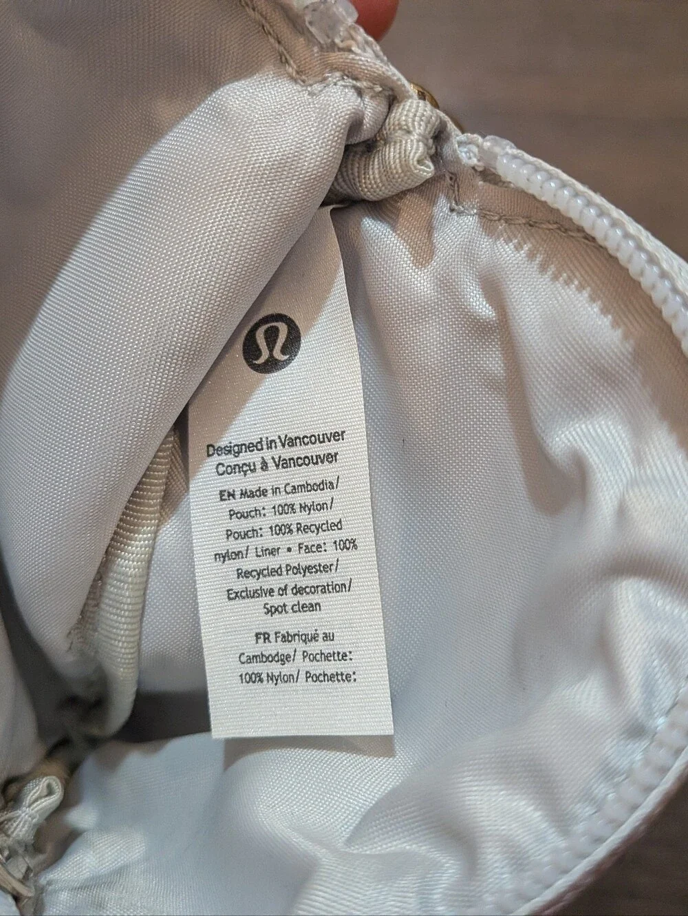 Lululemon coin pouch keychain
